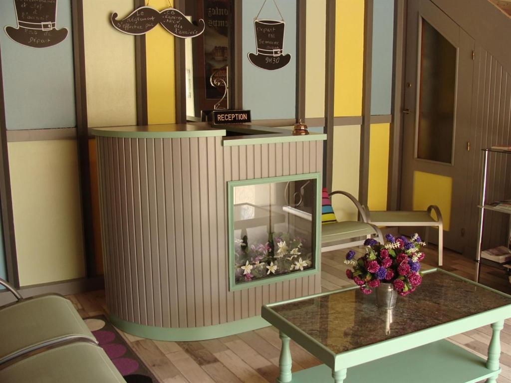 Hotel Le Flaubert Fougères Εξωτερικό φωτογραφία