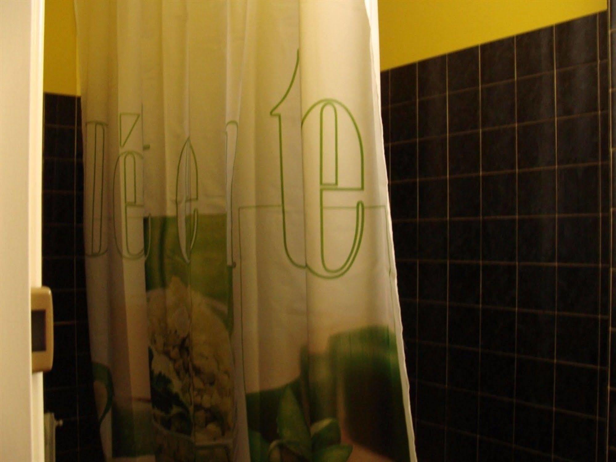 Hotel Le Flaubert Fougères Εξωτερικό φωτογραφία